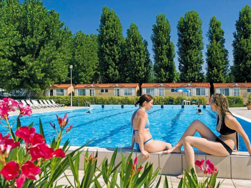 Camping Village Jolly