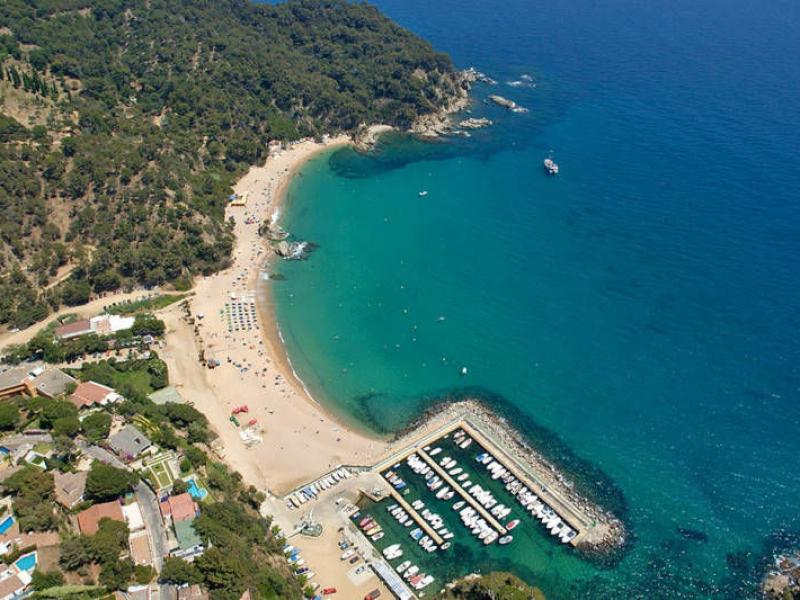 Camping Sènia Cala Canyelles
