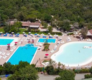 Camping hu Montescudaio Village