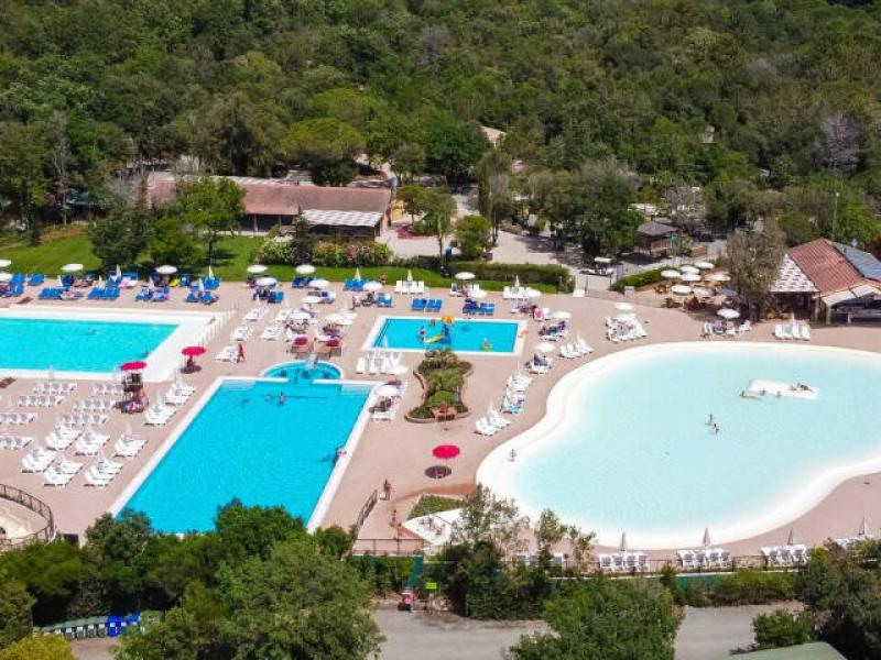 Camping hu Montescudaio Village