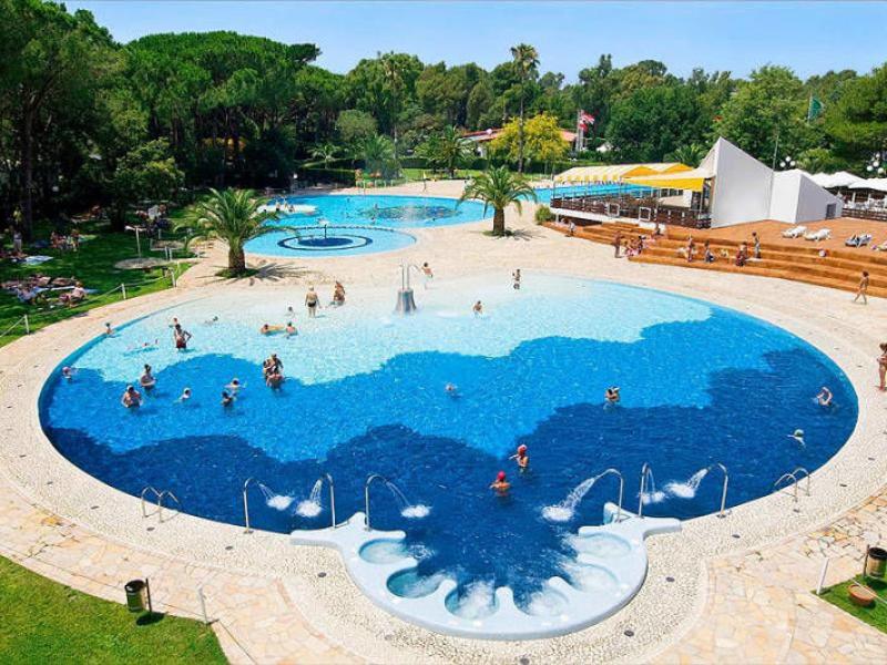 Baia Domizia Camping Village
