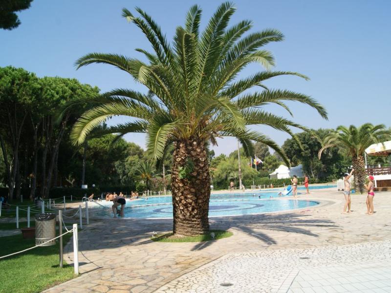Baia Domizia Camping Village
