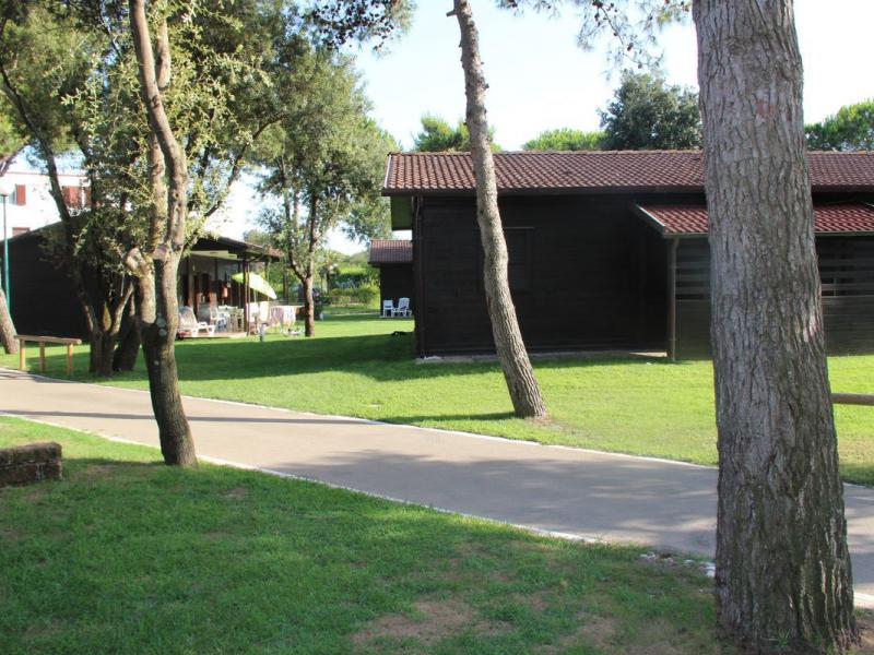 Baia Domizia Camping Village