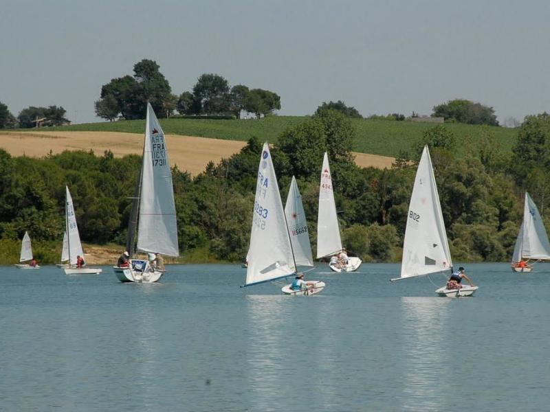 Campeggio Lac de Thoux