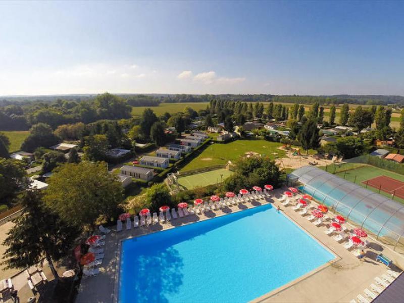 Camping Le Village Parisien Varreddes