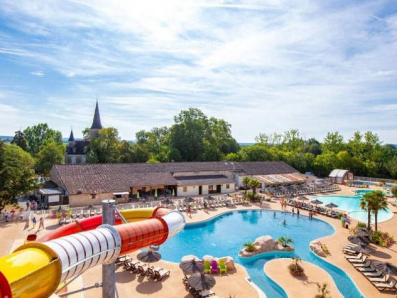 Camping Château de Fonrives