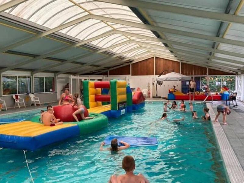 Camping de Bronzen Emmer