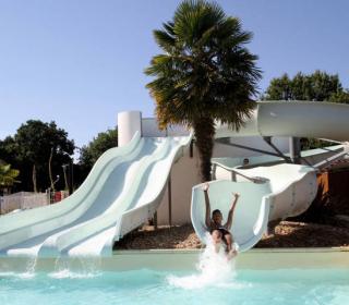 Camping Paradis Domaine Les Charmilles