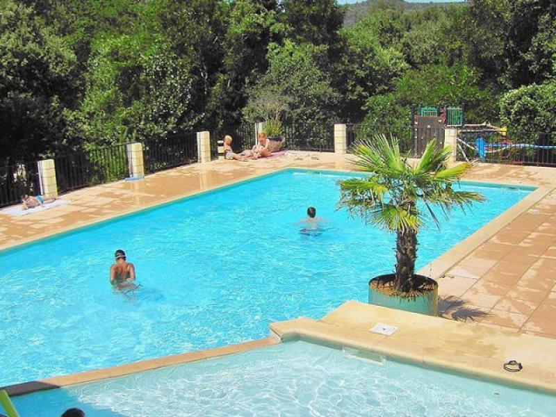 Camping Slow Village La Roque-sur-Cèze