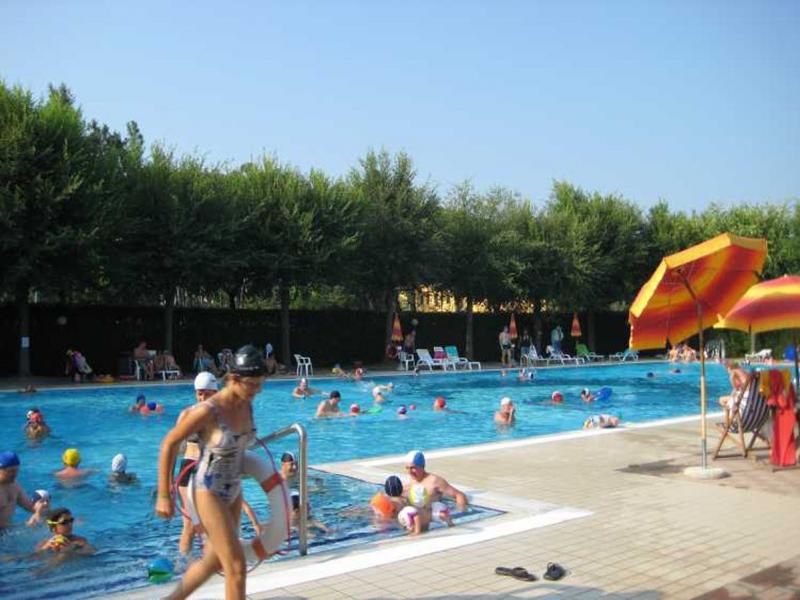 Camping Malibu Beach