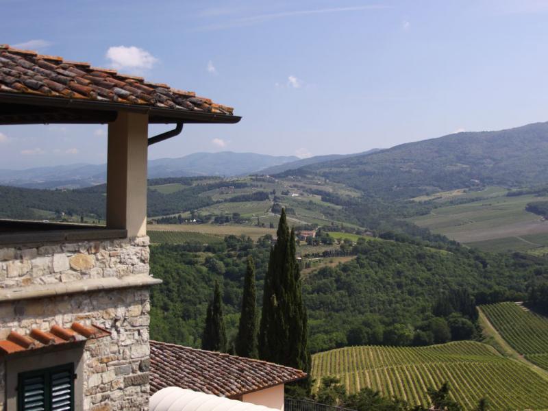 hu Norcenni Girasole Village