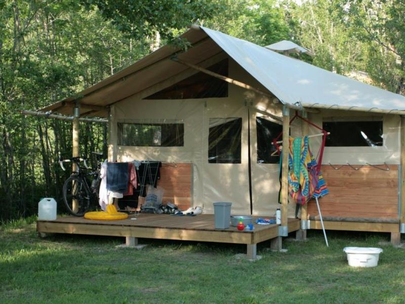 Camping Les Rives du Lac