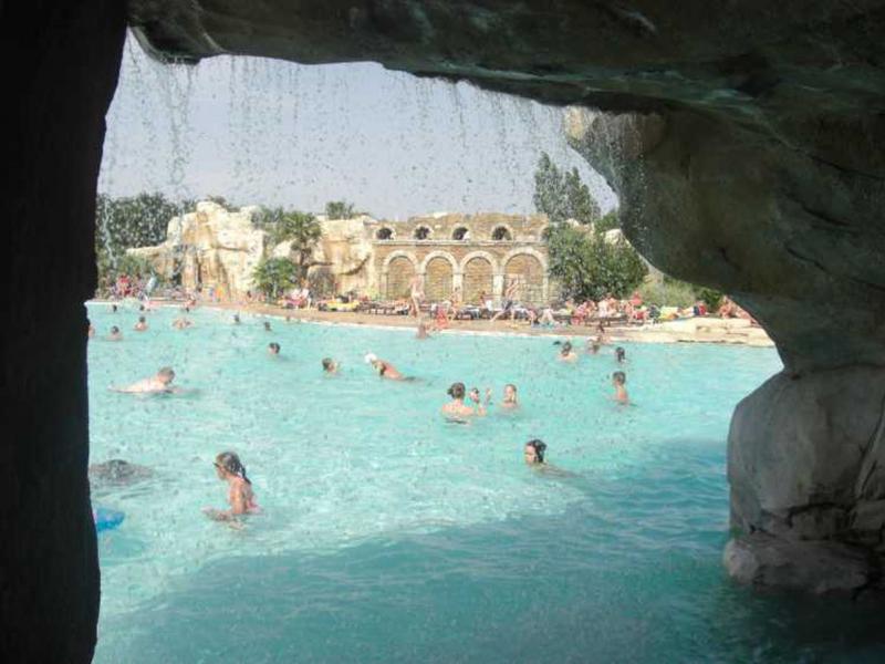 Tahiti Camping & Thermae Bungalow Park