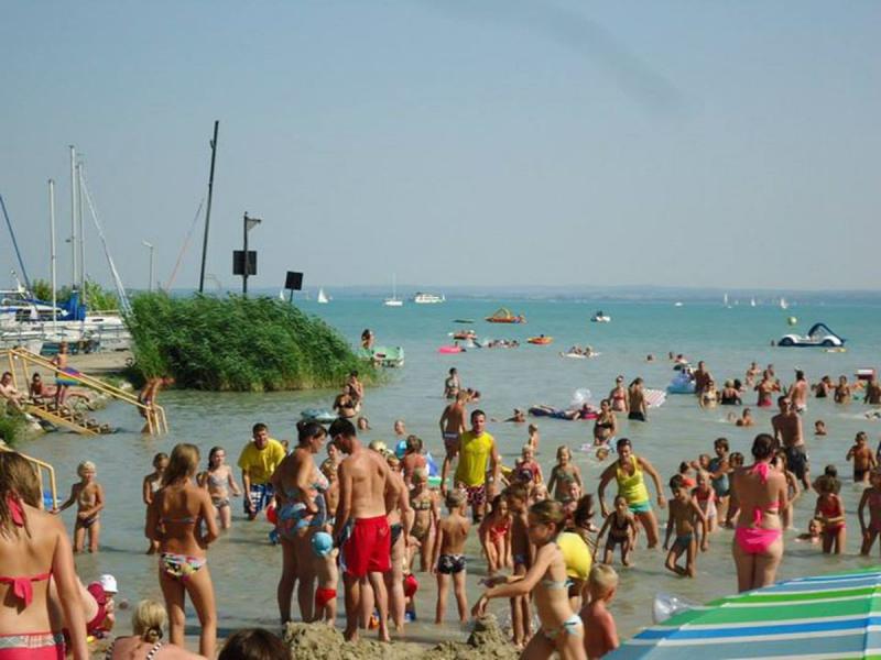 Balatontourist Camping & Bungalows Füred
