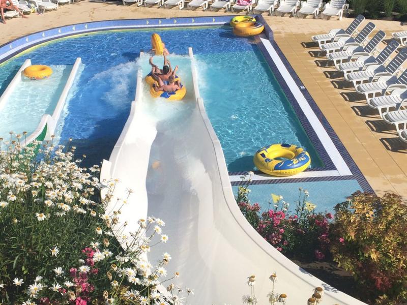 Camping Yelloh! Village Le Pin Parasol