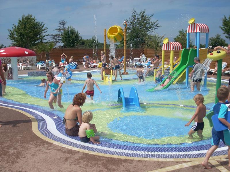 Camping Yelloh! Village Le Pin Parasol