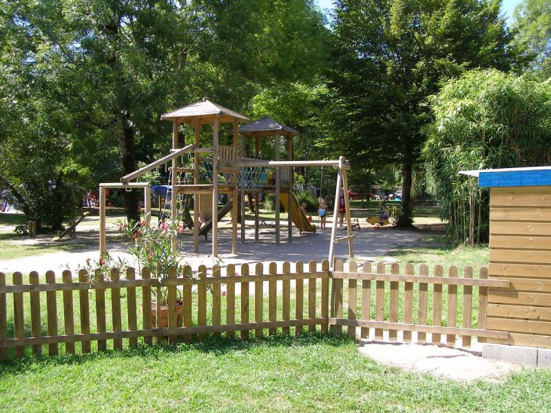 Camping Huttopia Beaulieu sur Dordogne