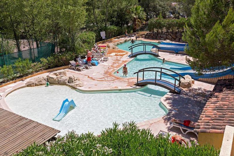 Camping RCN Domaine de la Noguière in Le Muy, Frankrijk Camping.eu