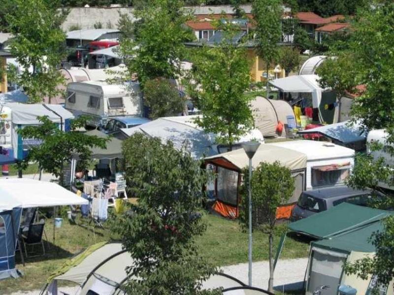 Camping Baia Verde