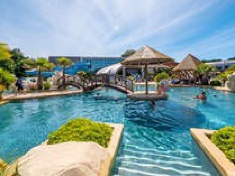 Campeggio Escale Saint Gilles